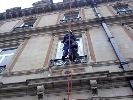 Building Maintenance with Abseilers